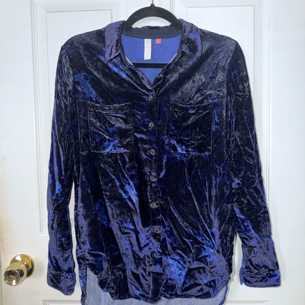Pilcro Women's Midnight Blue Velvet Button Down Shirt